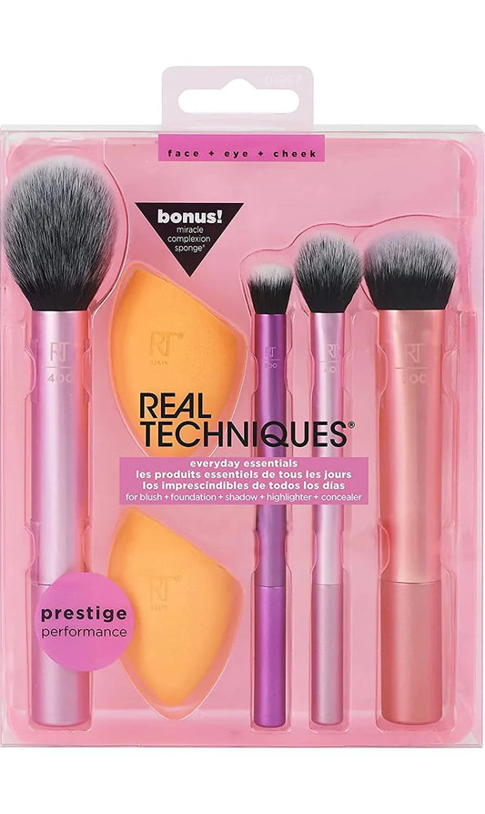   Real Techniques Everyday Essentials Makeup Brush Kit - 5pc